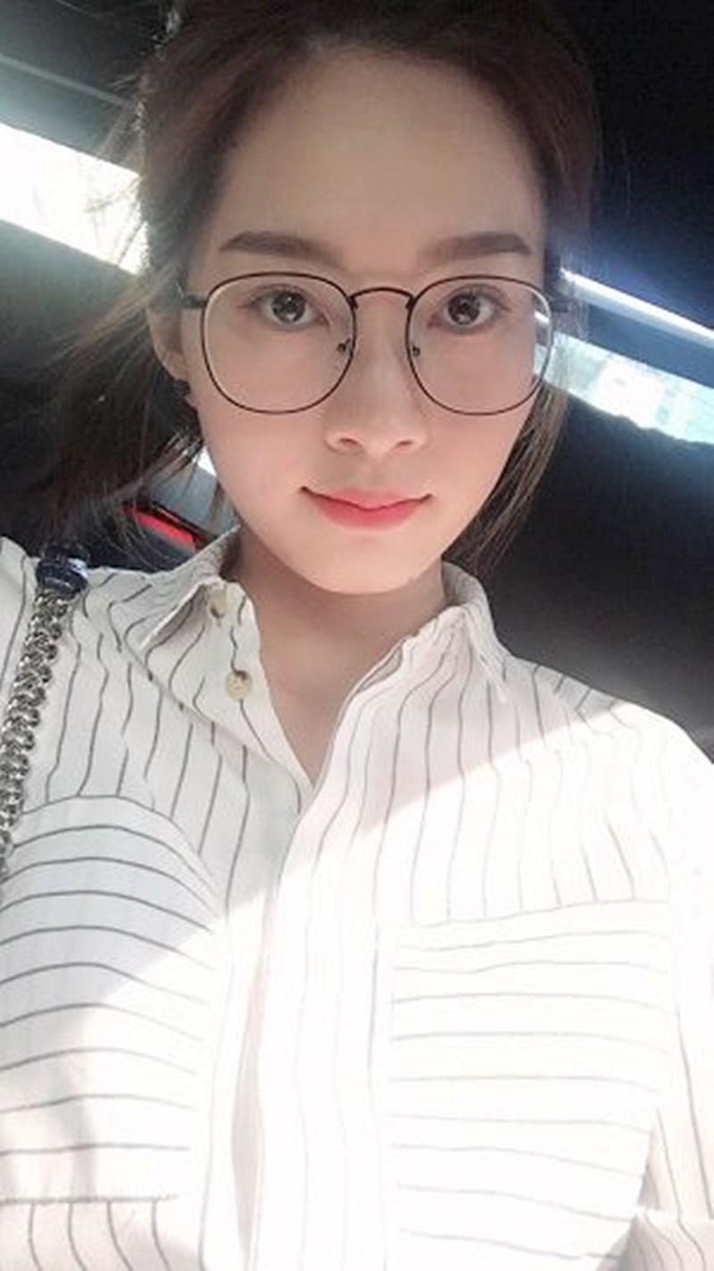 mac ai to tret phan son, dang thu thao van la bong hong chang can dep nho son phan - 9