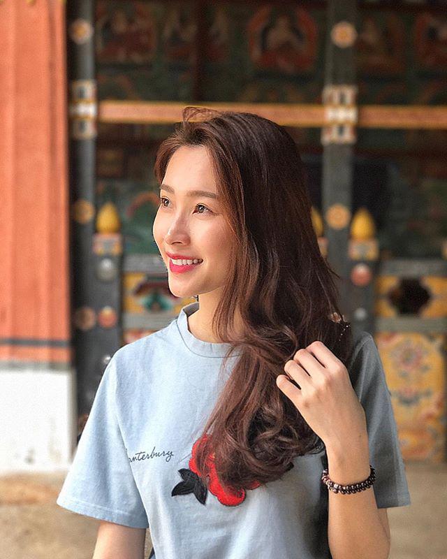 mac ai to tret phan son, dang thu thao van la bong hong chang can dep nho son phan - 11