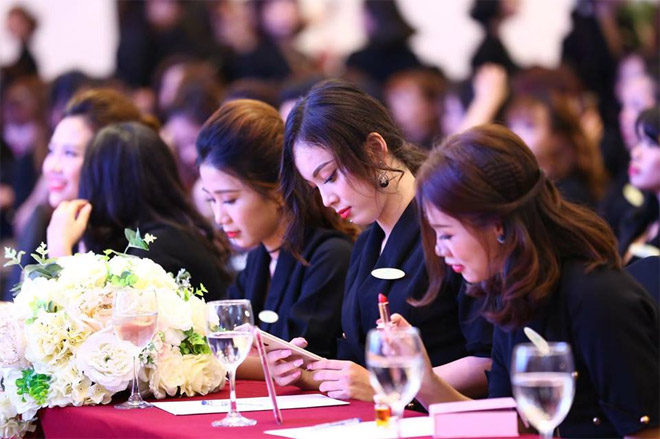 me bim sua 9x chia se bi quyet kiem tien khung moi thang nho kinh doanh online - 1