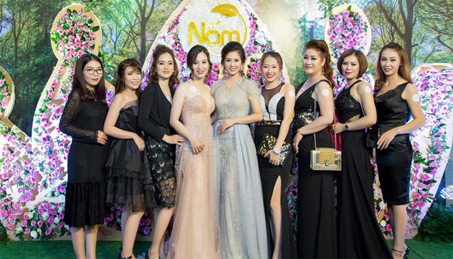 me bim sua 9x chia se bi quyet kiem tien khung moi thang nho kinh doanh online - 3