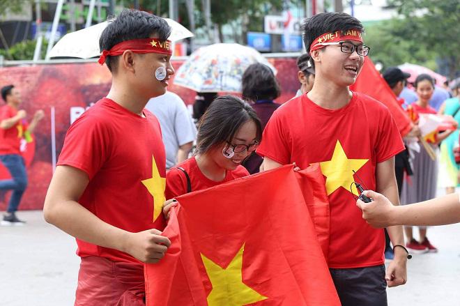 ha noi, sai gon ngap sac do truoc gio u23 viet nam gap uae - 16