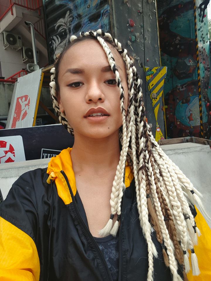 hoang thuy - mai ngo: cung mot kieu toc, mot mau da nhung hai so phan - 7