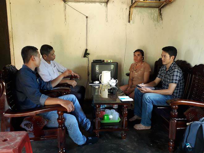 ba "chet sung" chung kien ga choai nam de len nguoi chau ngoai 6 tuoi - 2