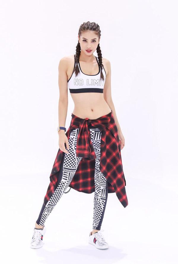 "cuoc chien" toc tet: lieu minh hang hay lan khue se la my nhan ca tinh nhat? - 6