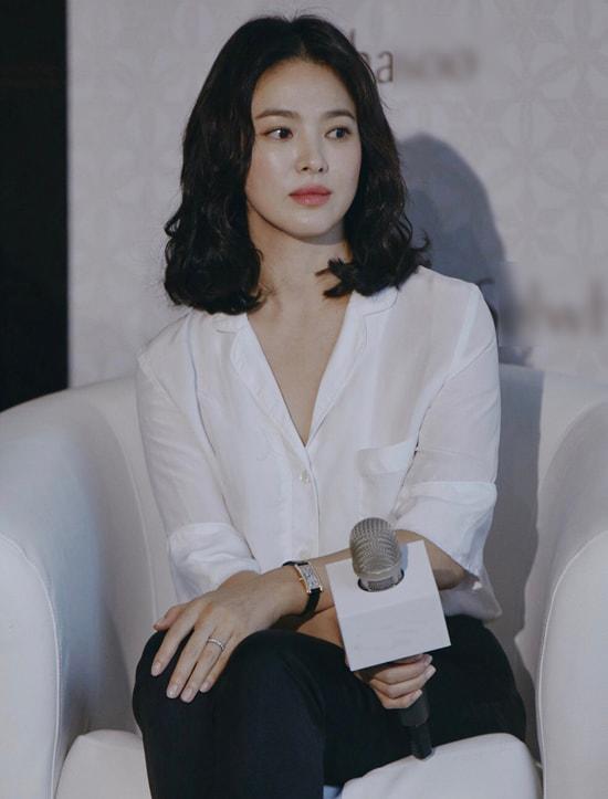 "nam vung" bi kip giup de nhat my nhan song hye kyo giu dang, dep da - 4
