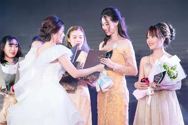 nu doanh nhan thanh dat va cau chuyen giam can sau sinh - 4