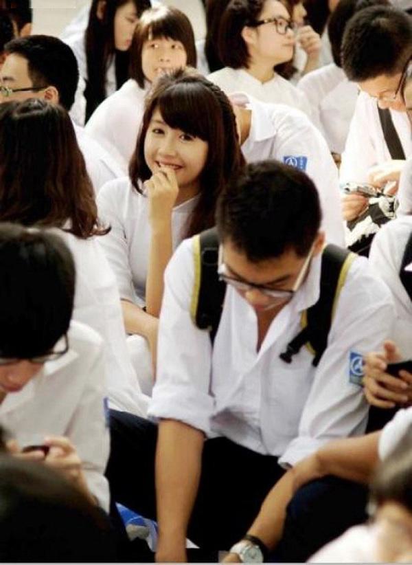 trang diem mua tuu truong: cac hot girl ngay ay - bay gio khac nhau nhu the nao? - 4