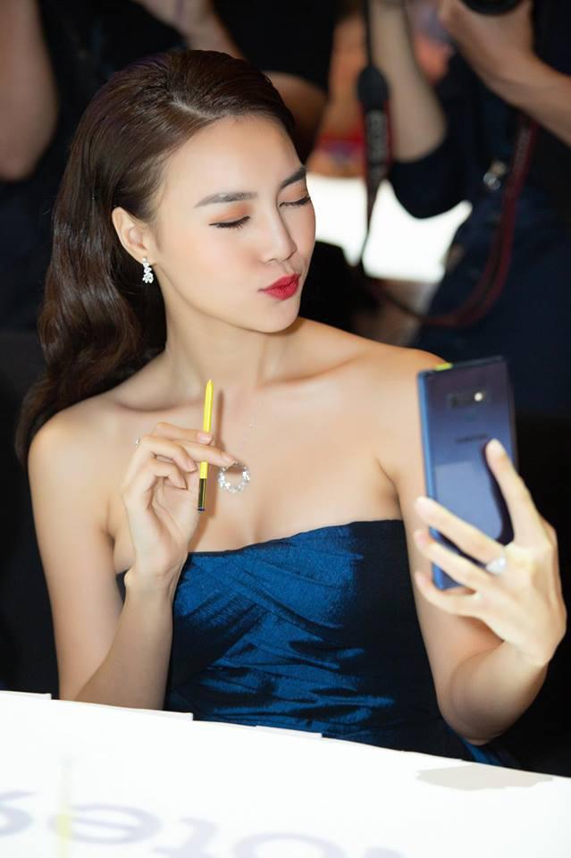 mo hang thang 9: fan tiep tuc khong tin hari won dep... tu nhien, tiep theo la lan ngoc - 8