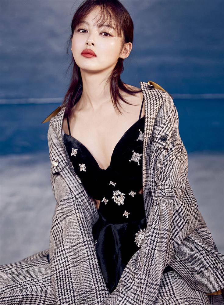 nhan sac dinh cao hon ca ban goc cua my nhan duoc menh danh la giong song hye kyo - 12