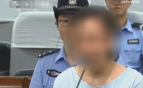 nhan tinh kem 10 tuoi doi chia tay, nguoi phu nu lam dieu chang ai ngo de niu keo - 1