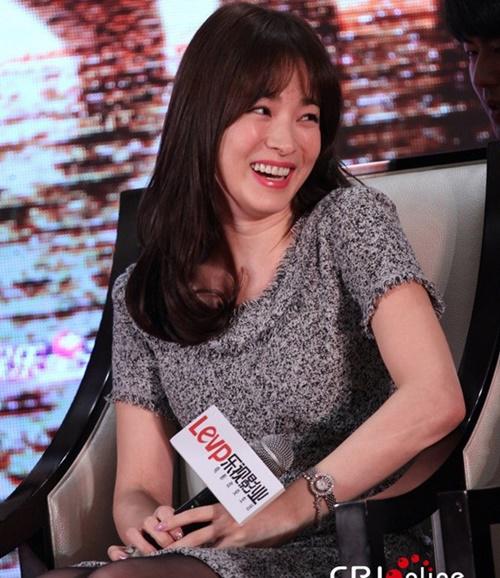 song hye kyo day khiem khuyet hinh the van la de nhat my nhan han quoc - 4