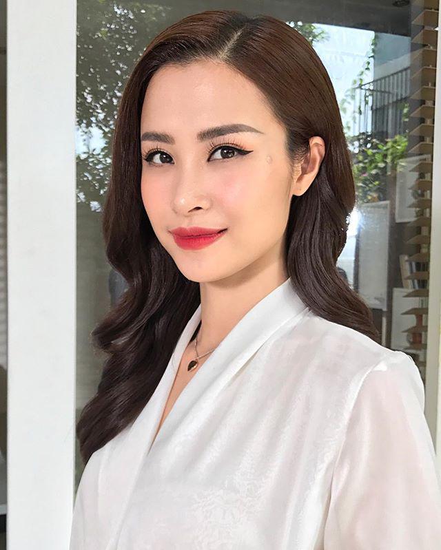 cham ngo 30, nhung my nhan showbiz viet cho thay nhan sac "gung cang gia cang cay" - 17
