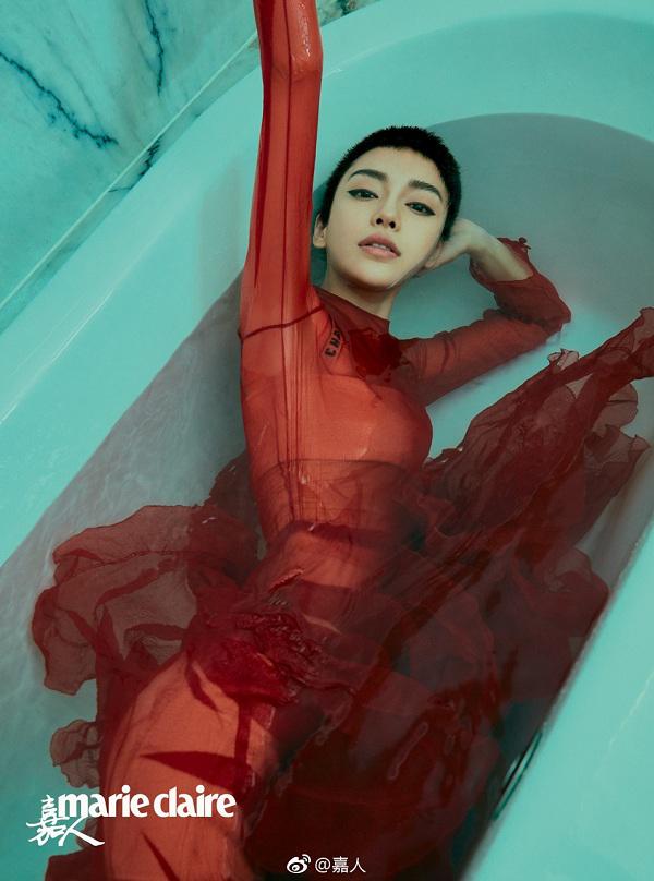 mai toc gay tranh cai nhat thuoc ve angela baby: nguoi khen dep, ke che nhu sinh doi voi... chong! - 2
