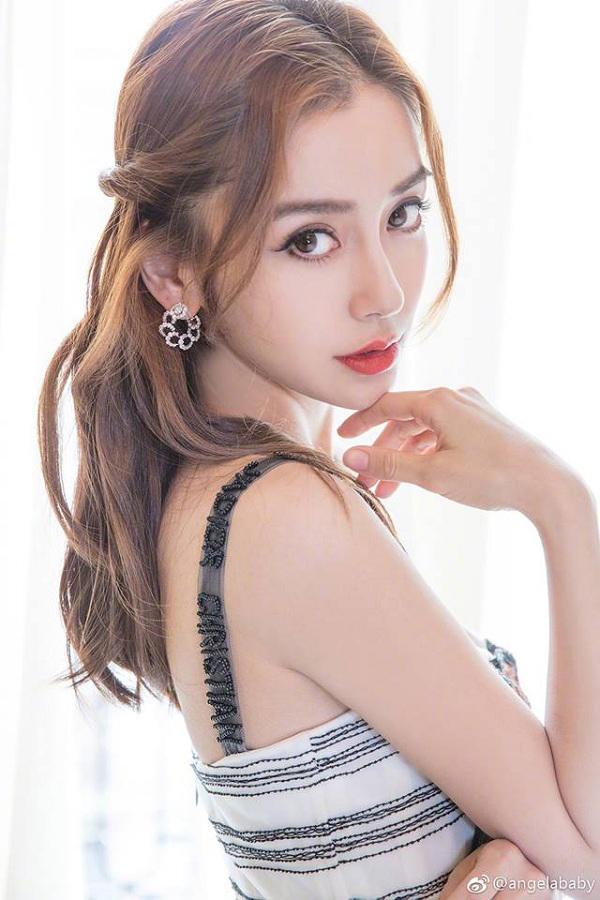 mai toc gay tranh cai nhat thuoc ve angela baby: nguoi khen dep, ke che nhu sinh doi voi... chong! - 8
