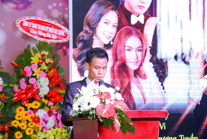 ca si bui anh tuan, ho quang hieu, dien vien sam den du dai hoi thuong dinh e'zie 2018 - 3