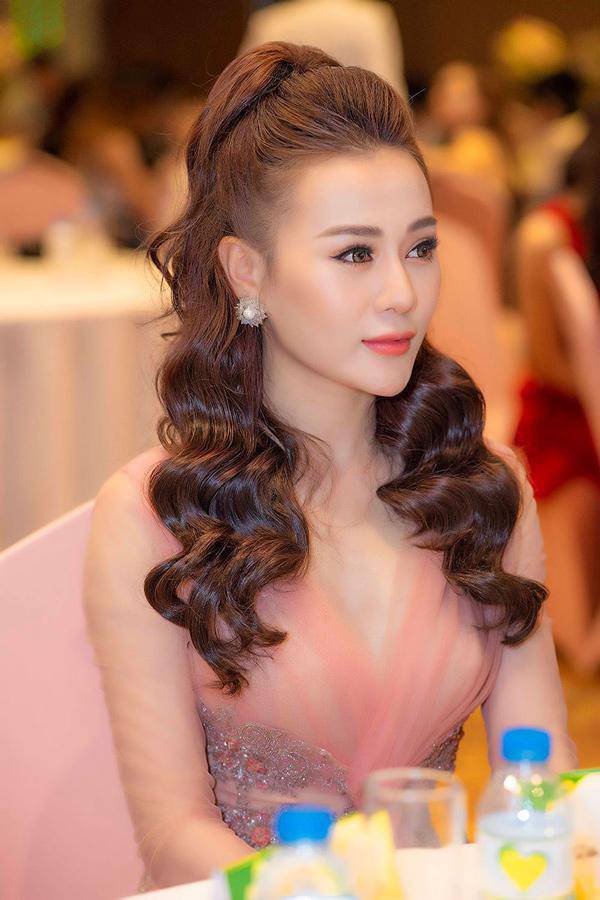 da qua xinh dep, nhung "quynh bup be" van muon phau thuat tham my de hoan thien hon nua? - 2