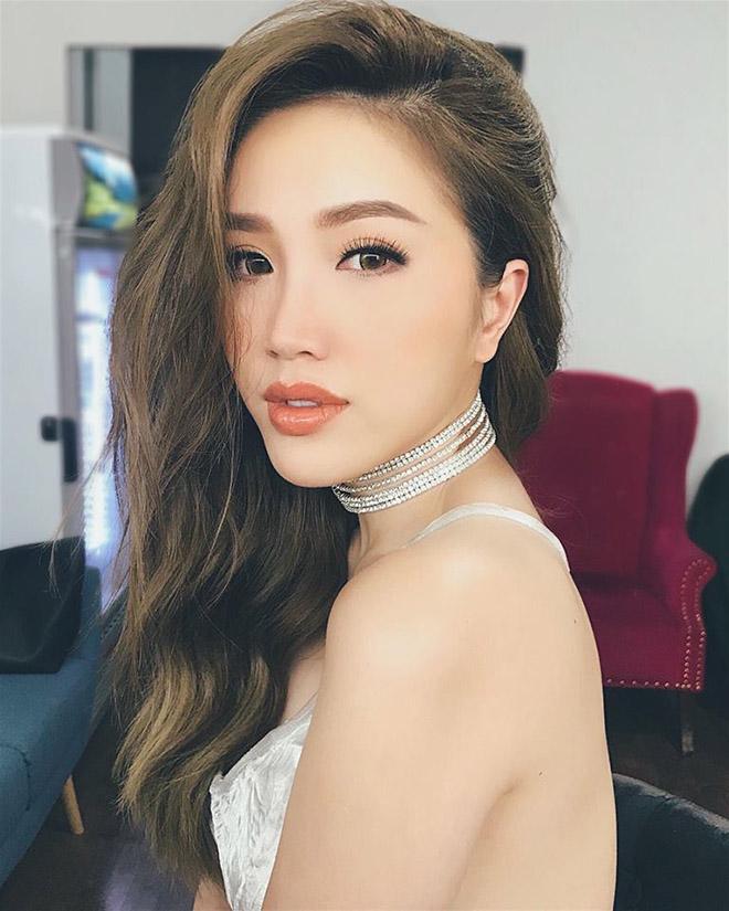 xuat hien voi ve ngoai khac la, cu dan mang dong loat hoi: day la bao thy hay la ai? - 8
