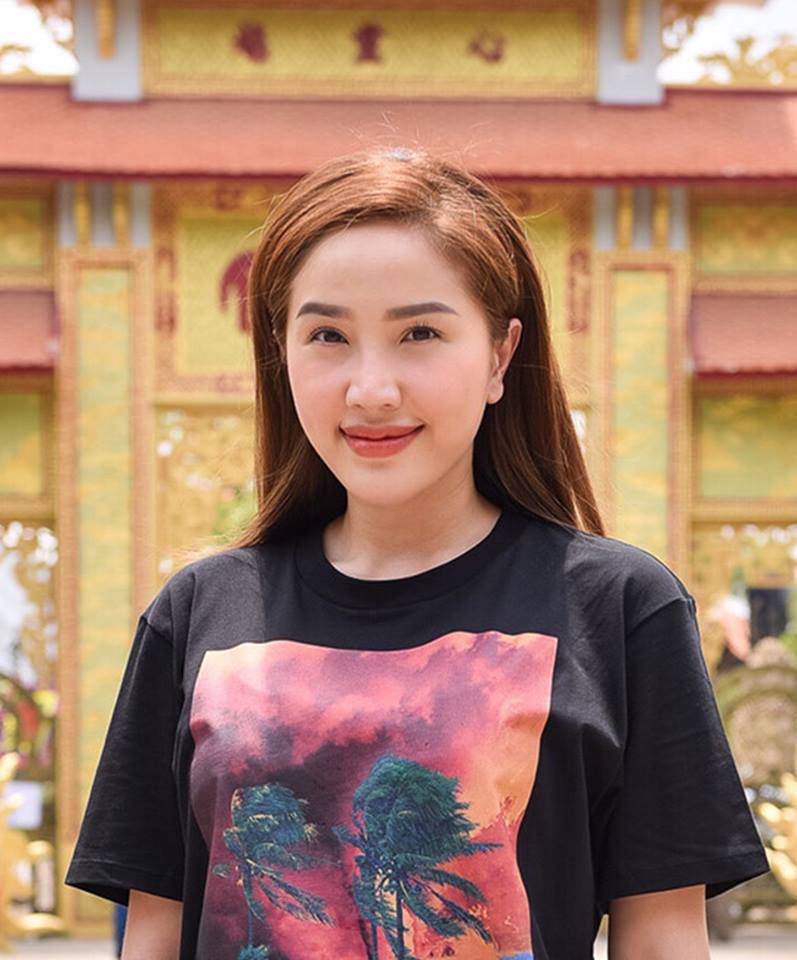 xuat hien voi ve ngoai khac la, cu dan mang dong loat hoi: day la bao thy hay la ai? - 2