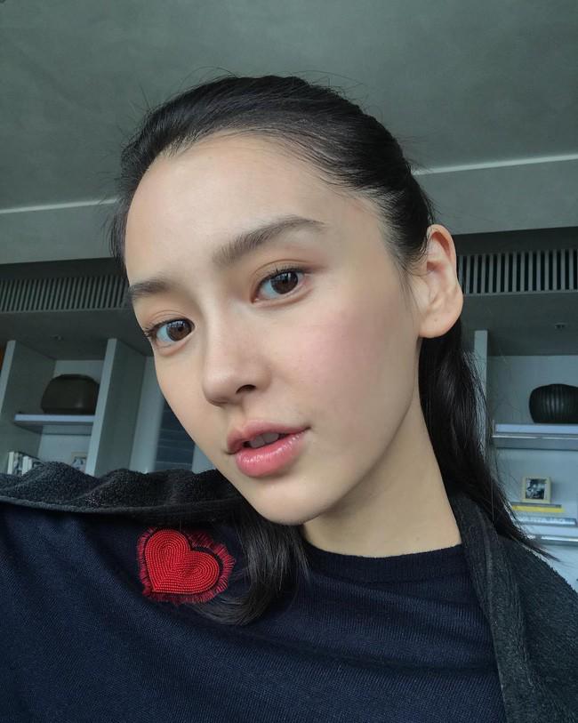 angela baby - duong mich: tuyet chieu giu dang, cham da cua hai ba me van nguoi me - 2