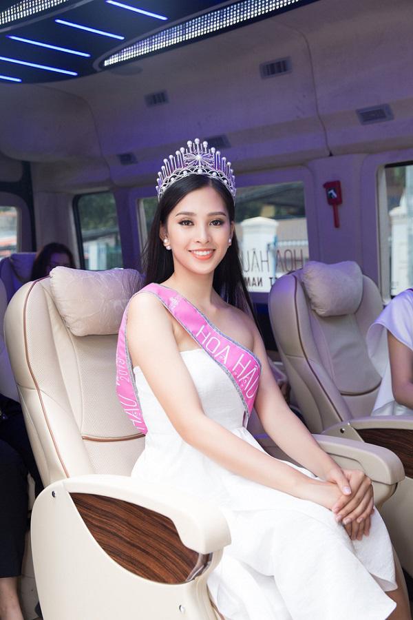 het bi noi song sinh voi hoang my, tieu vy lai nhan xet la giong het mai phuong thuy - 1