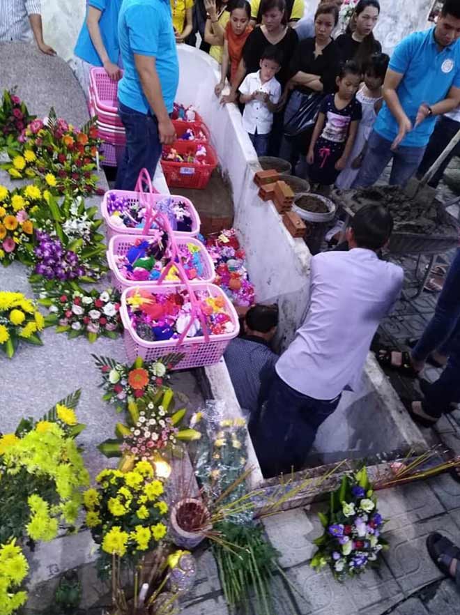 cuoc doi lan dan cua nguoi dan ba chuyen di nhat xac thai nhi - 2