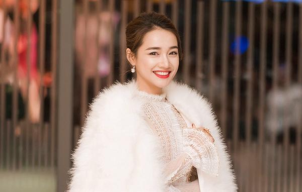 5 nguoi dep viet chung minh kieu toc sai mot ly, nhan sac di mot dam - 16