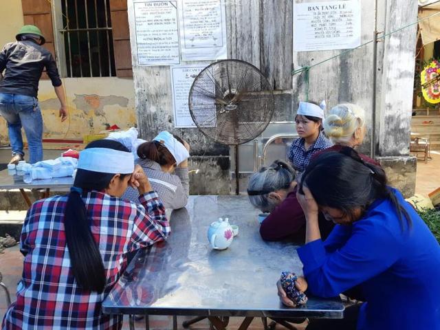 Vụ thảm sát 3 người: Vợ vừa hô Sao anh đâm chồng em liền bị đối tượng đâm gục