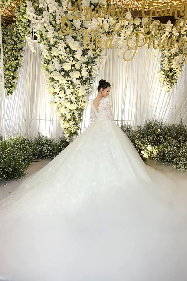 Váy cưới eo Corset  Tôn vóc dáng kiều diễm của cô dâu