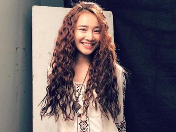 khi ho ngoc ha "thu suc" voi toc xoan ba thim va day la cai ket - 7