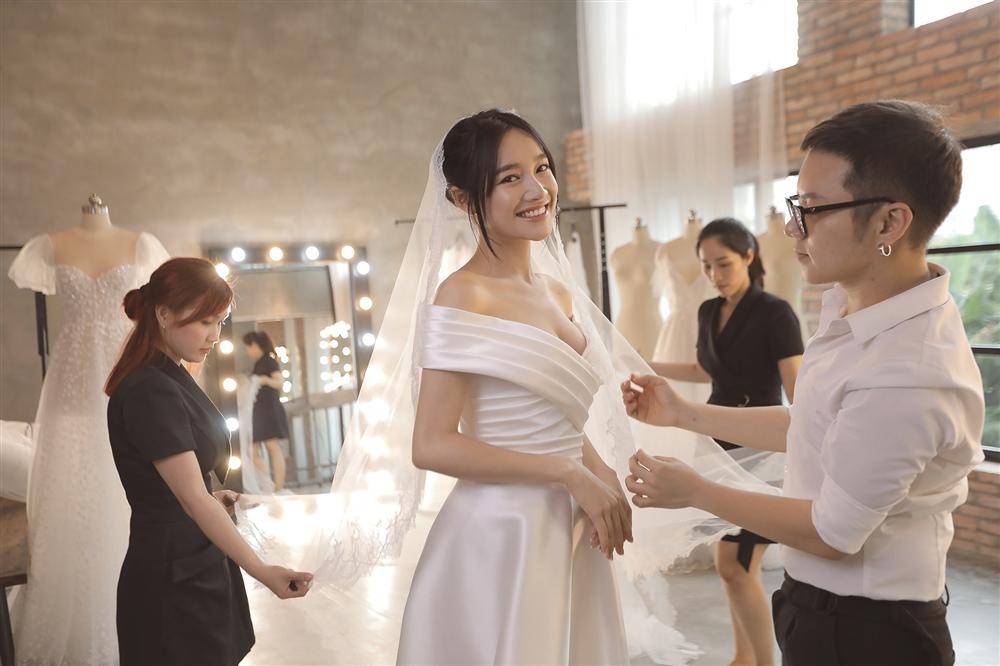 binh thuong diem dua bao nhieu, ngay cuoi nha phuong lai cuc thong minh voi phong cach nay - 11