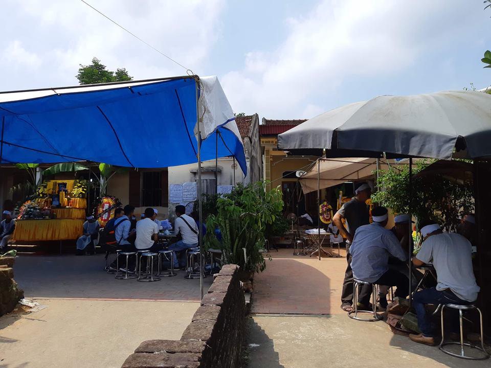 vu tham sat 3 nguoi trong gia dinh: vo vua ho "sao anh dam chong em" lien bi dam guc - 1