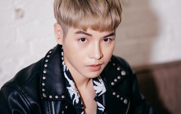 bat ngo truoc hinh anh cua duc phuc sau 1 nam phau thuat tham my - 1