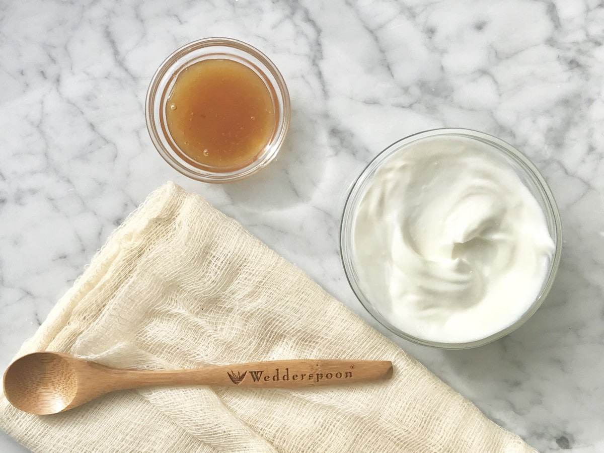 thoa mat na mat ong theo cach nay, mun va vet tham lau nam cung bien mat - 9