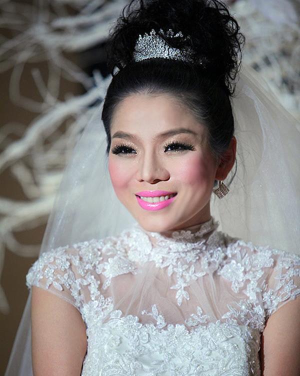 nhin nha phuong va cac sao viet ngay truoc ban se thay su khac biet trong cach trang diem - 9