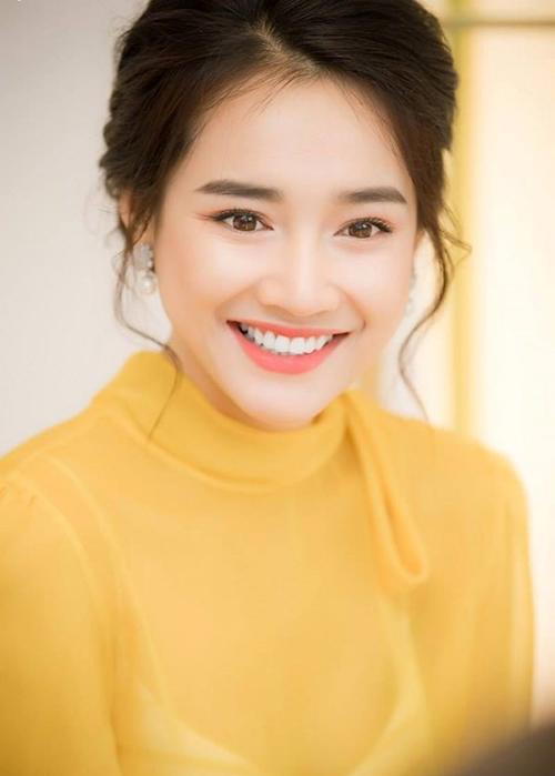 tieu vy - nha phuong: nguoi hoa hau, nguoi co dau moi nhung ho deu co diem chung nay - 7