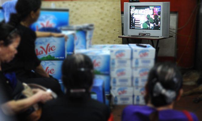 hinh anh xuc dong nguoi dan tien dua chu tich nuoc tran dai quang - 3