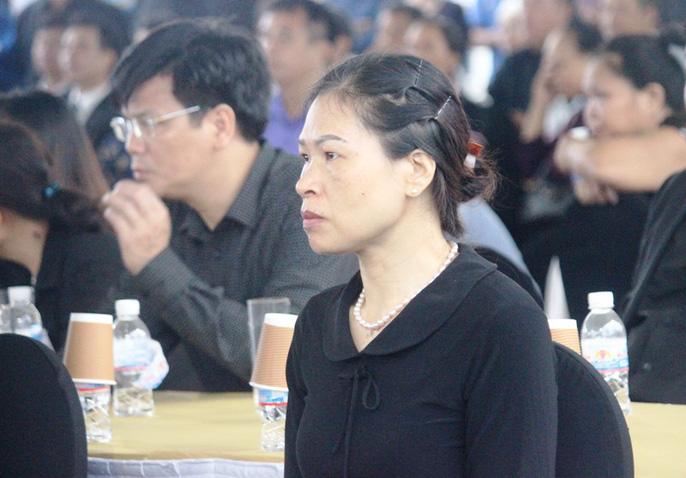 nguoi dan que nha roi le xem le truy dieu chu tich nuoc tran dai quang - 15