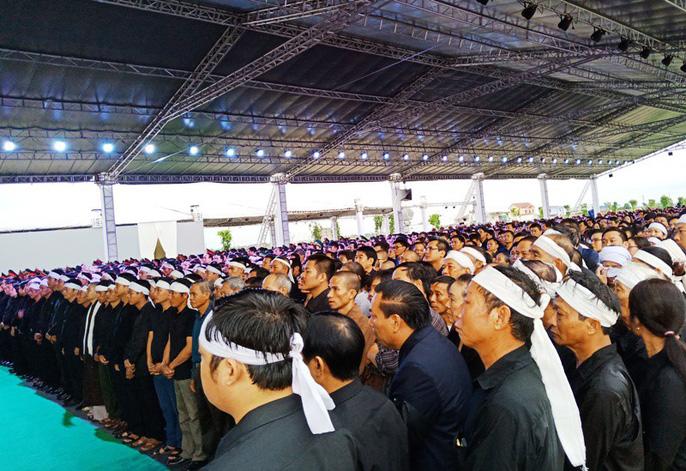 nguoi dan que nha roi le xem le truy dieu chu tich nuoc tran dai quang - 3