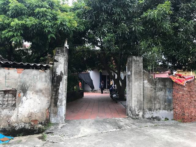 phan doi chua xot cua me don than tu vong do bi sat roi trung tren duong le van luong - 1