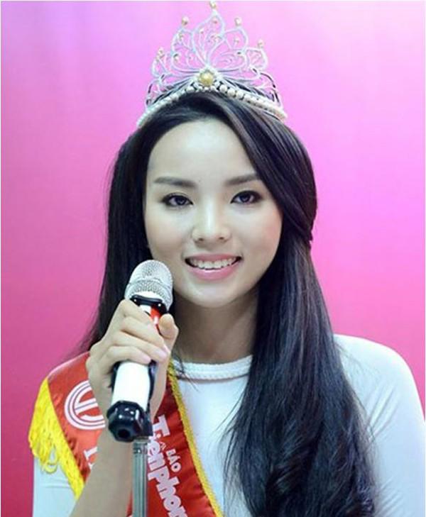 tung bi che "mat ran" vi tham my nhung hien gio hoa hau ky duyen lai dep the nay - 1