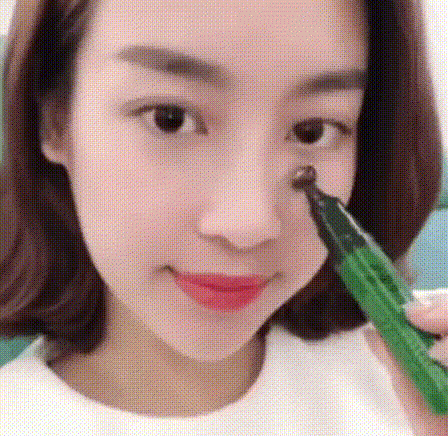 huong dan nguoi khac cham soc da, hh do my linh hinh nhu da "sai qua sai" o diem nay! - 4