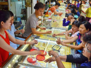 Giá vàng 19/7: Vượt mốc 40 triệu đồng/lượng, tăng sốc theo giờ Giá vàng 19/7: Vượt mốc 40 triệu đồng/lượng, tăng sốc theo giờ