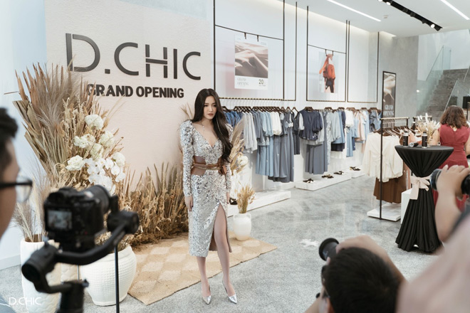 D.CHIC khai trương showroom lớn nhất hệ thống theo mô hình mua sắm tổ hợp - 3