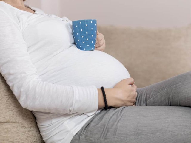 Dinh dưỡng cho bà bầu: Mẹ cần bổ sung dưỡng chất gì để thai nhi khỏe, đủ cân?