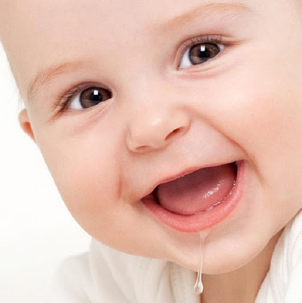 9 dấu hiệu trẻ mọc răng và cách làm giảm khó chịu cho bé - Nuôi con