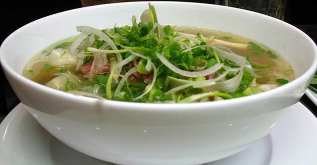 10 món bún, mỳ của Việt Nam được báo Tây khen nức nở-1