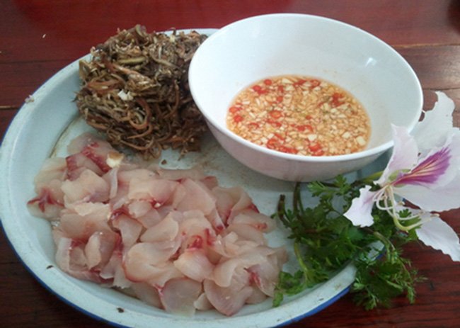 Người phụ nữ bị sán làm tổ kín cả hai chân và “phần nhạy cảm” chỉ vì thích ăn gỏi Người phụ nữ bị sán làm tổ kín cả hai chân và “phần nhạy cảm” chỉ vì thích ăn gỏi