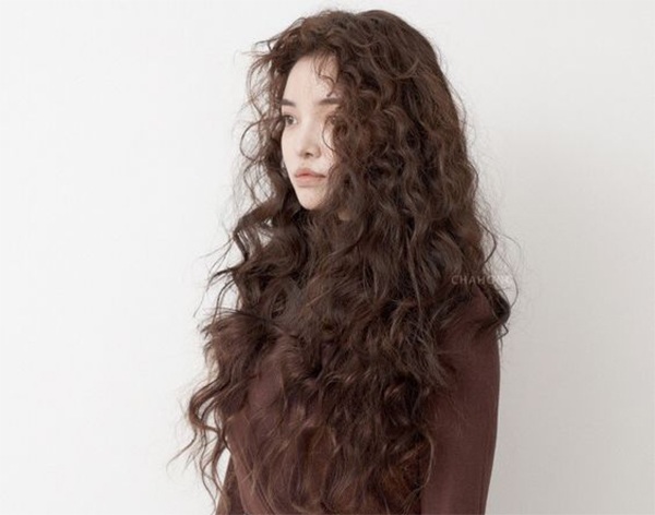 20 Kiểu tóc uốn đẹp trẻ trung sành điệu nhất 2020 được nhiều người yêu thích - 13