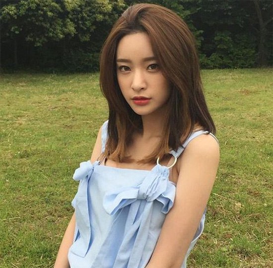 top kieu toc mau nau khoi dep tre trung nhat nam 2020 ban nen thu - 1