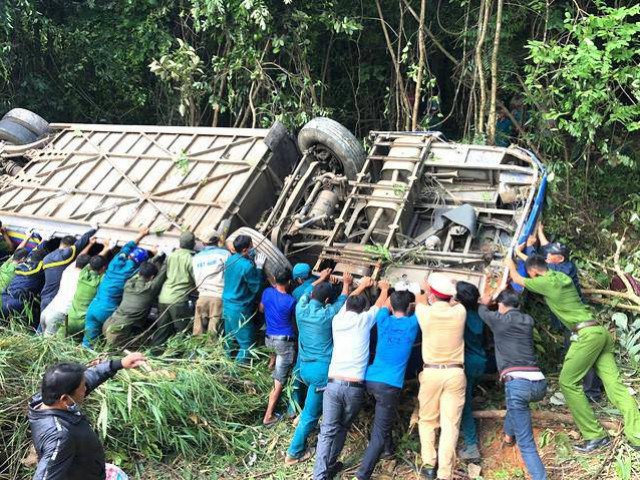 Lời kể hãi hùng của người sống sót trong vụ tai nạn thảm khốc ở Kon Tum
